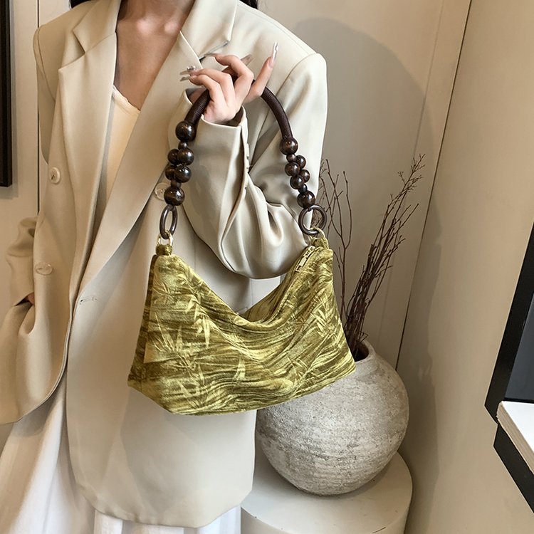 Retro new Chinese style moss green national style small square bag armpit simple beaded south style single shoulder velvet bag