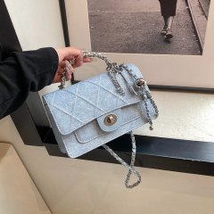 High-end niche handbags for women 2024 new fashion rhombus chain crossbody bag handheld small square bag