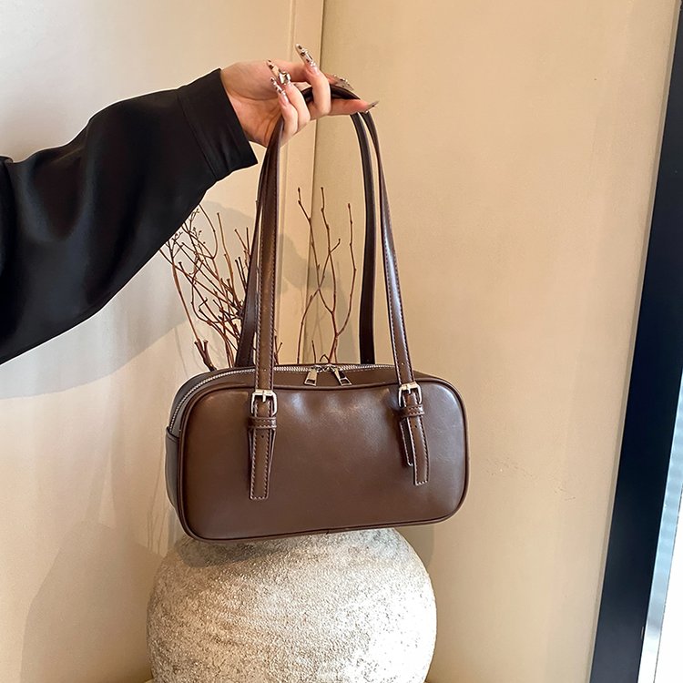 Qiu Zhen retro bag autumn and winter high-end niche cowhide first layer vegetable tanned women's bag genuine leather armpit bowling bag women's bag