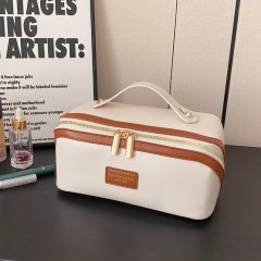 2024 New Retro Flat Cosmetic Bag Large Capacity Portable Cosmetic Storage Bag High-end Toiletries Bag