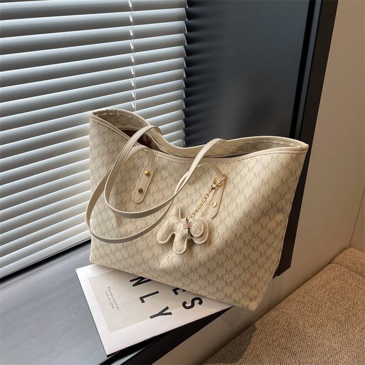 2024 new autumn and winter bag trend light luxury women's bag large capacity commuter tote bag shoulder bag hand tote bag