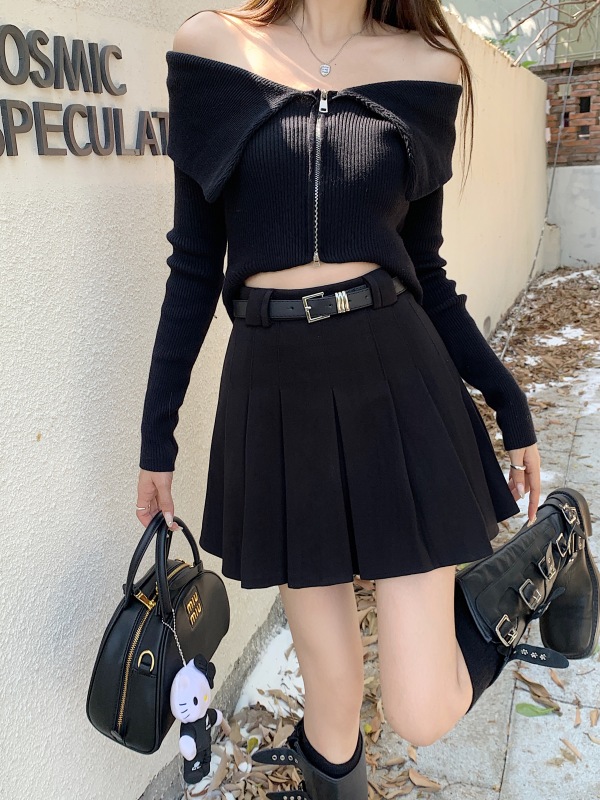 Autumn and winter new versatile hot girl pleated skirt woolen high-waisted A-line short skirt anti-exposure skirt for women