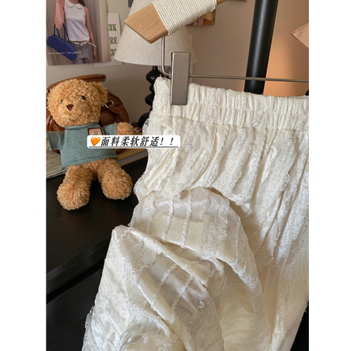 Real shot of 2024 winter thick soft velvet skirt heavy industry lace skirt versatile elastic waist long skirt