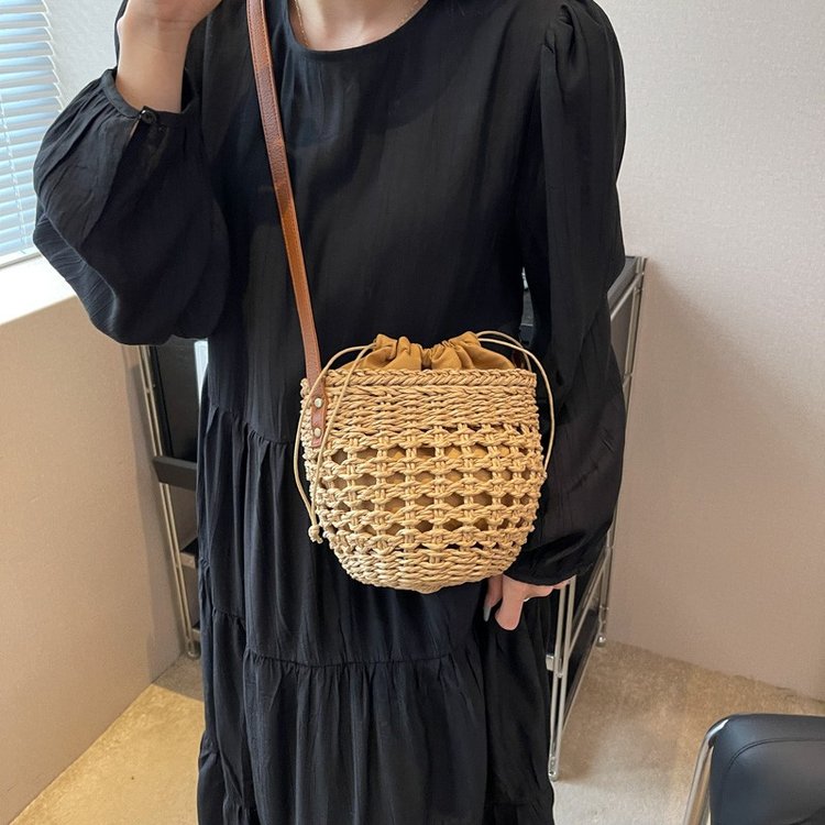 Forest straw woven small bag for women 2024 new woven drawstring bucket bag seaside vacation beach single shoulder crossbody bag