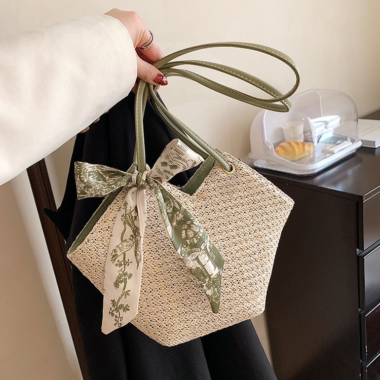 Textured straw bag women's large capacity 2024 new summer niche shoulder bag woven tote bag