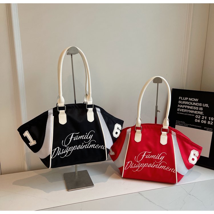 Commuting Large Capacity Bag Women's 2024 New Casual Versatile Nylon Cloth Shoulder Crossbody Bag Handheld Tote Bag