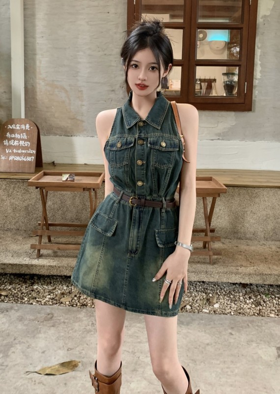 Real shot and real price ~ Summer retro Hong Kong style lapel sleeveless waist slimming buttoned denim vest dress for women