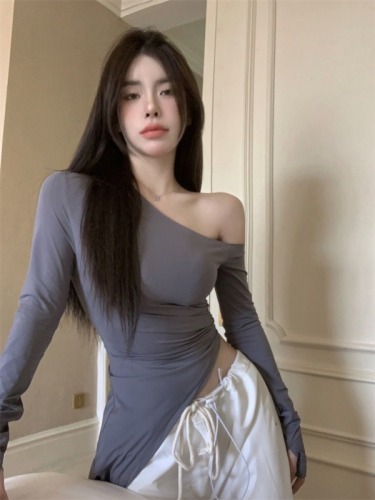 Irregular T-shirt tight hot girl sexy off-shoulder long-sleeved top