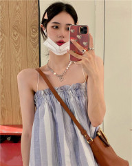 Striped gentle niche whitening discreet revealing clavicle thin suspender top summer