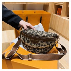 Leopard print chest bag shoulder bag women's new retro fashion plaid diagonal waist bag texture women's bag manufacturer wholesale