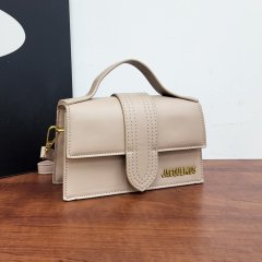 High-end texture niche bag for women 2024 autumn new fashion versatile simple single shoulder crossbody bag handheld small square bag