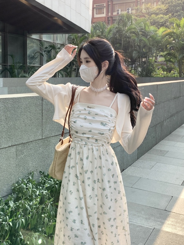 High-end sweet and fresh floral suspender dress shawl cardigan two-piece set
