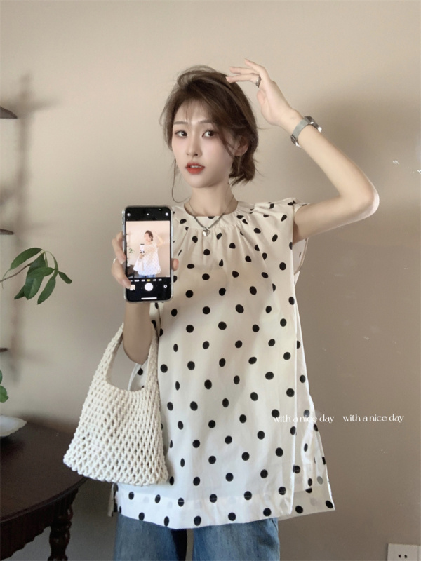 Actual shot, real price, casual, loose, simple, flesh-covering, round neck, polka-dot skirt for women, summer slit design, versatile small flying sleeves shirt