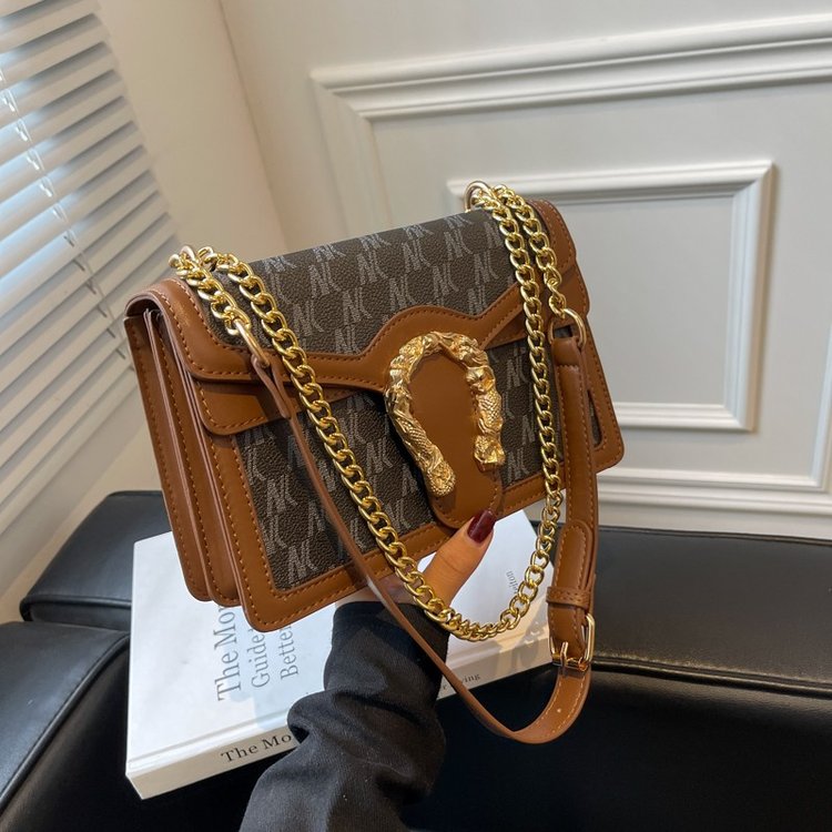 High-end bags for women, new trendy, fashionable and versatile women's chain bags, shoulder bags, autumn and winter niche cross-body bags