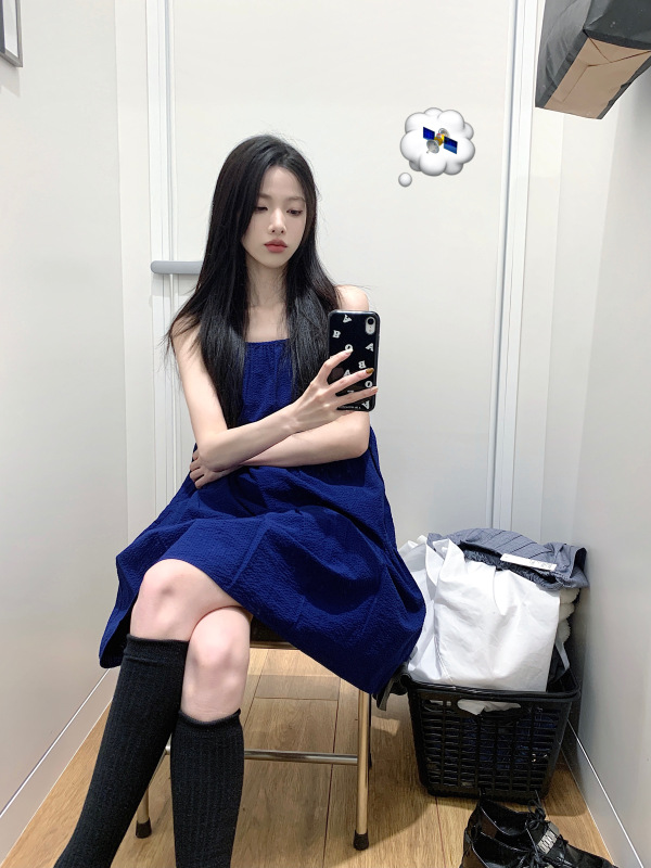 Real shot and real price Klein blue suspender skirt design niche small people loose slimming mid-length dress