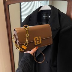 New women's bag French retro armpit bag women's trendy winter fashion casual small square bag simple casual crossbody bag