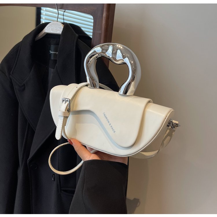 High-end texture French niche design bag for women 2024 new trendy fashion versatile crossbody bag unique handbag