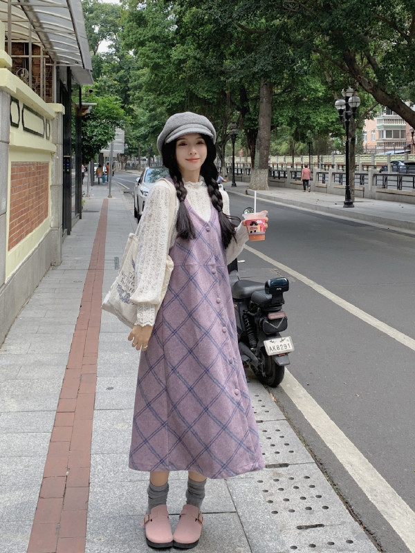Actual photos and real prices~Autumn and winter 2023 new style for little people to wear purple plaid inner two-piece woolen vest skirt
