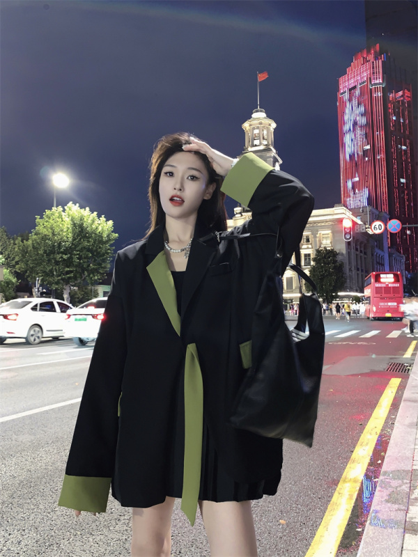 Korean style loose and slim design niche streamer contrasting color small blazer top