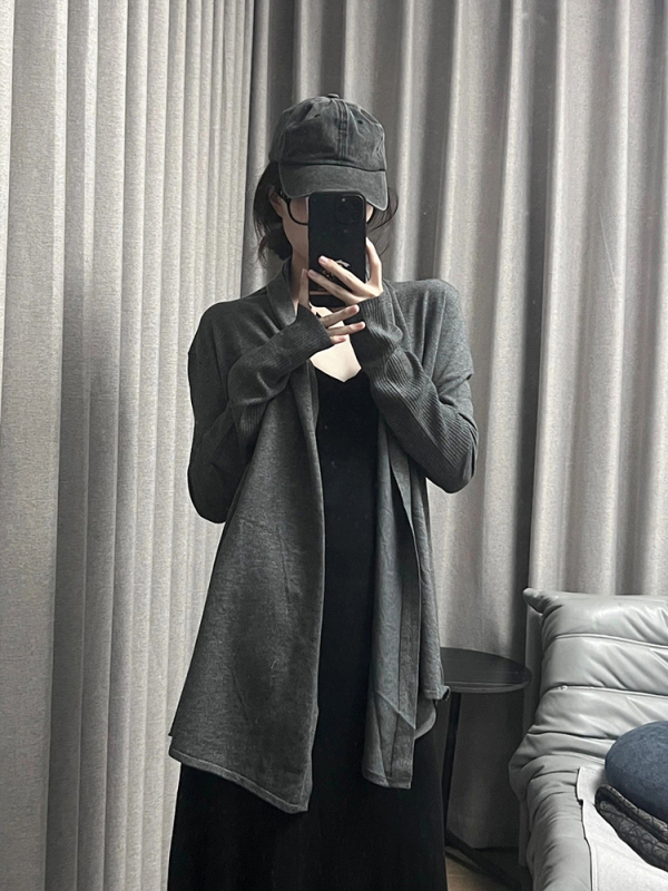 Relaxed gray long-sleeved sweater top for women loose lazy style casual cardigan shawl jacket