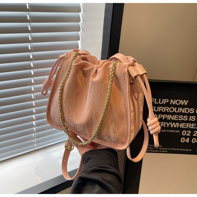 Bags Korean high-end versatile casual bucket bag 2024 new niche design pleated single shoulder crossbody bag for women