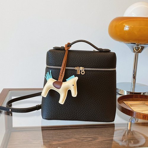 Korean style fashionable simple personalized small square bag women's backpack 2024 summer new style versatile style women's bag