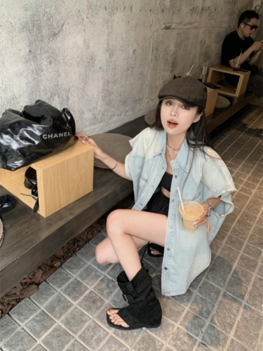 Actual shot#Design style loose retro denim vest for women