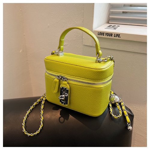 Women's bag 2024 spring and summer new Korean style fashionable shoulder crossbody small square bag personalized lock texture handbag
