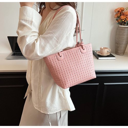Designed western style small bag women's 2024 new popular versatile crossbody bag fashion super hot portable bucket bag