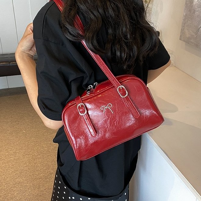 Korean simple armpit bag for women 2024 new trendy and versatile commuter shoulder bag large capacity Boston pillow bag