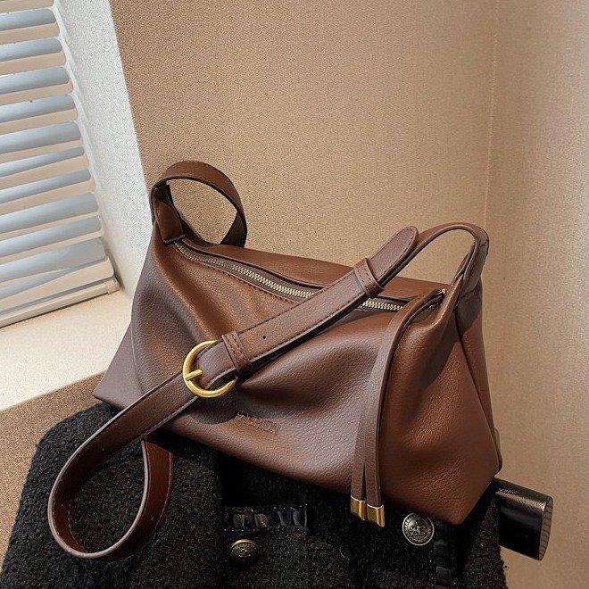 Versatile ins crossbody bag for women new trendy fashion retro dumpling bag niche texture single shoulder armpit bag