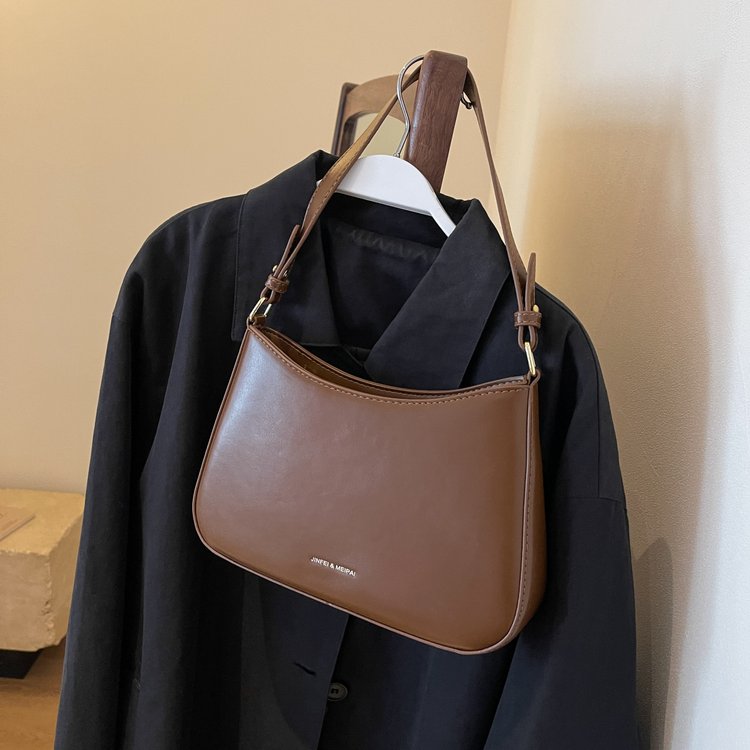 High-end textured niche bags, new women's bags, popular and versatile cross-body bags, fashionable single shoulder underarm bags
