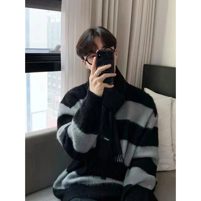 In stock~Autumn and winter striped sweater men's Korean style loose round neck pullover sweater jacket