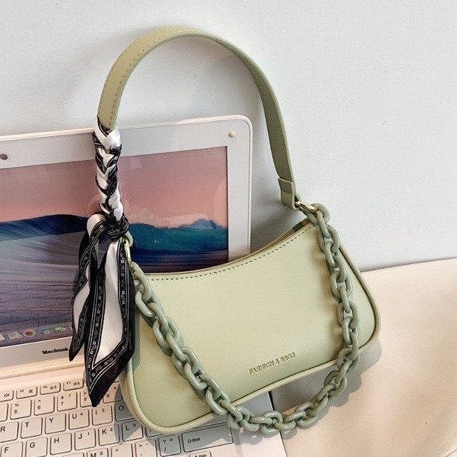Bags for women, versatile armpit bags, niche designer bags, high-end new small bags, wholesale shoulder crossbody bags