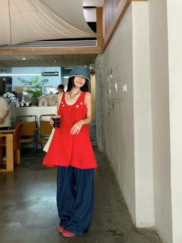 Actual shot of gentle style floral fake two-piece suspender skirt Korean style sleeveless vest top