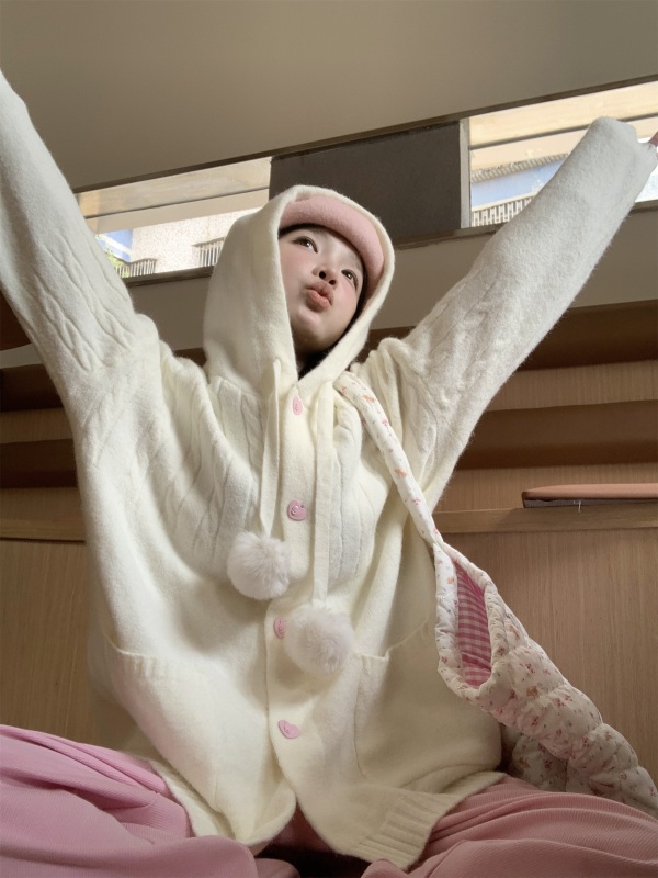 Japanese retro lazy style cute breast fufu three-dimensional ball hooded sweater cardigan