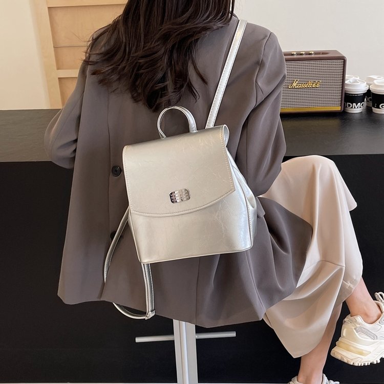 Bags Women's Korean Fashion Casual Backpack 2024 Summer New Niche Simple High-end Versatile Commuting Bag