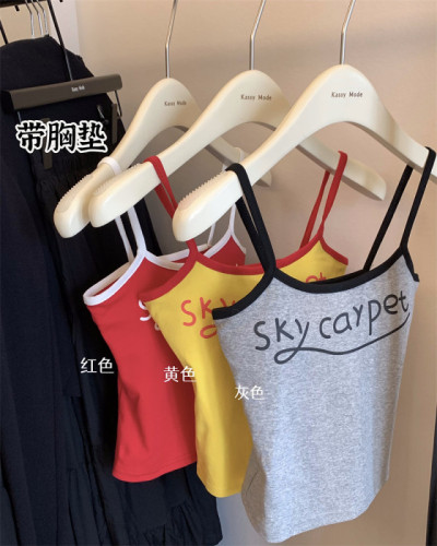 Real shot of American hot girl letter printed camisole women's outer wear with breast pads and beautiful back, slim and slim short top