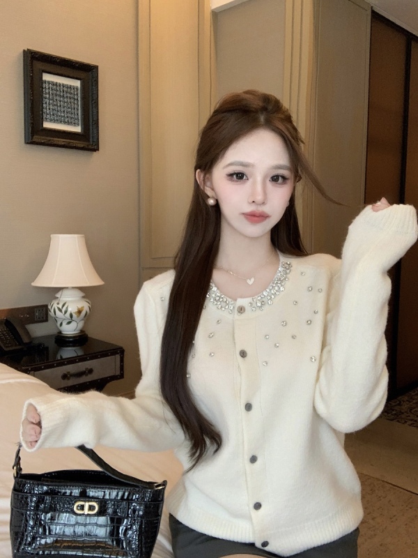 French style small fragrance heavy industry diamond-encrusted soft waxy sweater autumn and winter high-end gentle style knitted cardigan