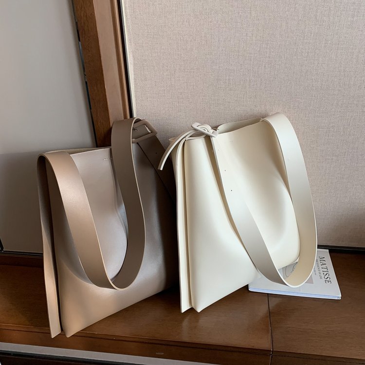 High-end textured bags for women 2024 summer new fashion versatile crossbody bag fashionable shoulder large capacity tote bag