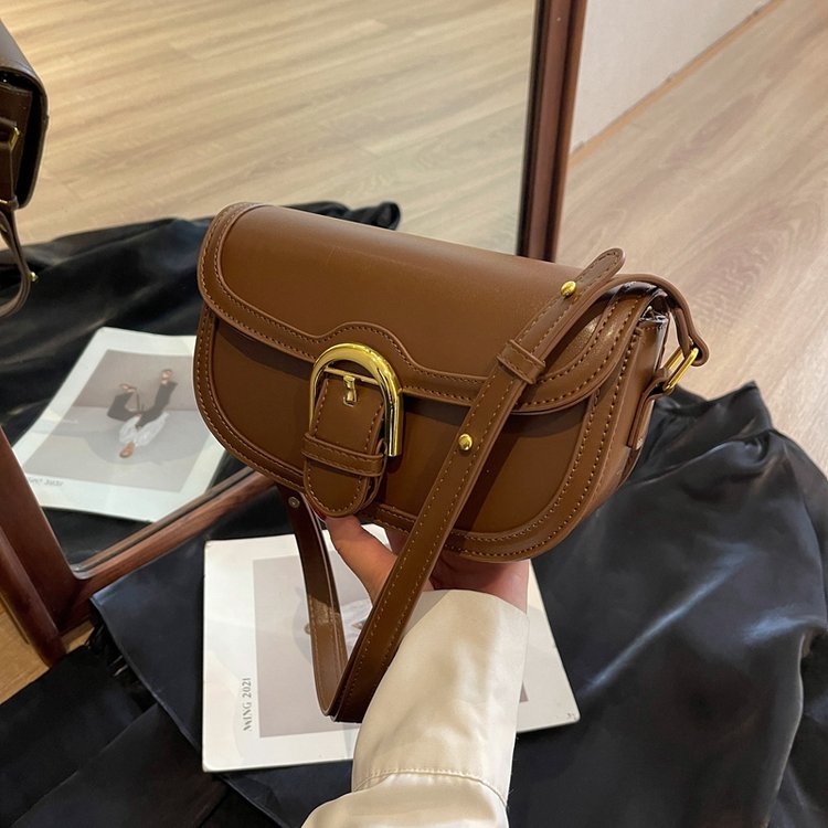 High-end small bag for women 2024 new commuter versatile retro saddle bag western style popular single shoulder crossbody bag
