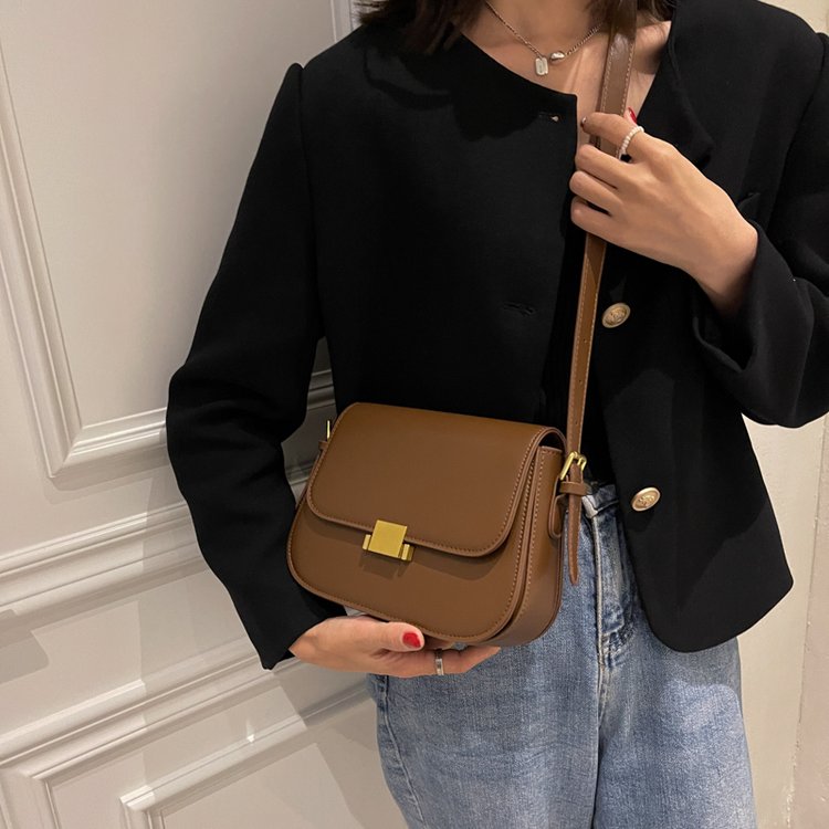 High-end niche design armpit bag genuine leather women's bag 2024 new spring and summer fashion tofu bag single shoulder crossbody bag