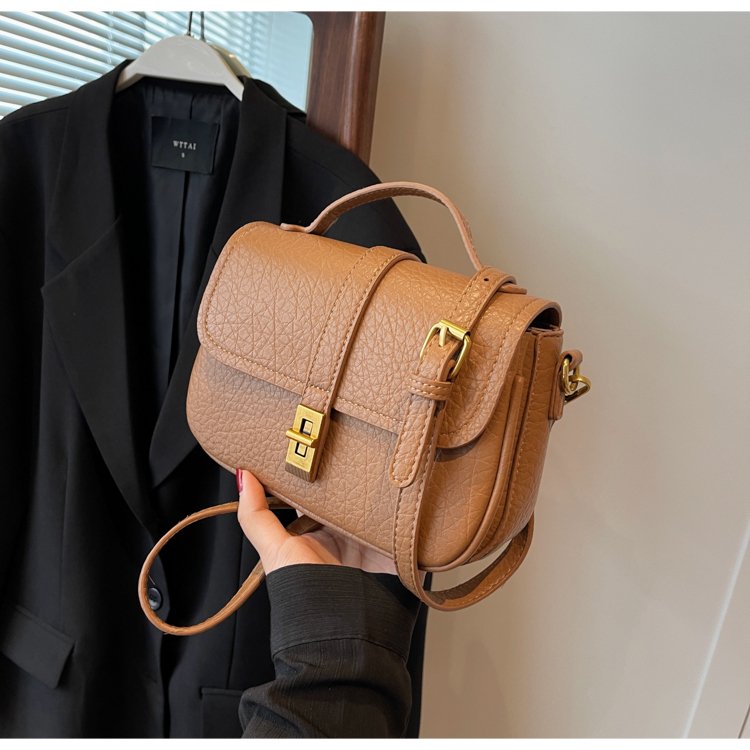 New style retro fashion niche armpit bag women's bag Mori Meng autumn and winter simple super popular one-shoulder cross-body bag
