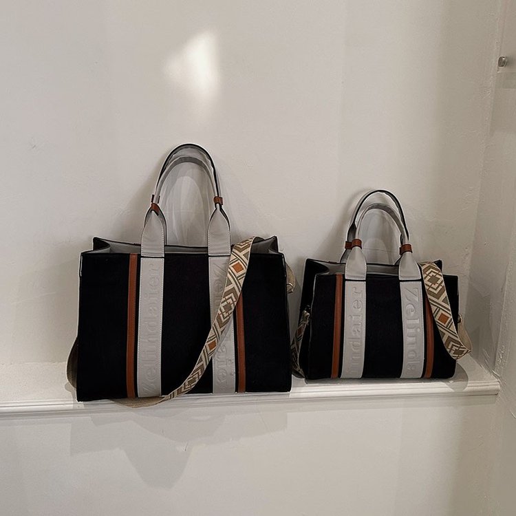 Wholesale 2024 cross-border new style retro trendy women's handbag large capacity shoulder crossbody bag color matching tote bag