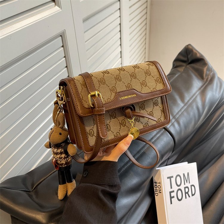 Viney new shoulder crossbody bag women's bag 2024 small square bag ins trendy high-end versatile niche designer bag
