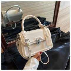 New summer simple and versatile one-shoulder crossbody bag, this year's popular small bag for women, popular handheld small square bag