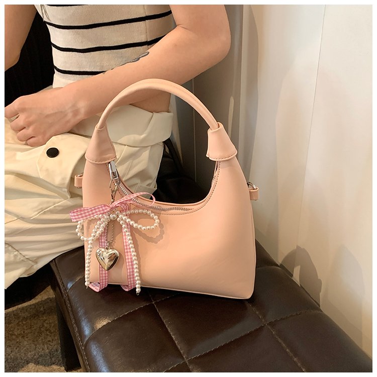 High-end and stylish work and commuting bag for women 2024 new summer fashion single shoulder armpit bag hand-held crossbody bag