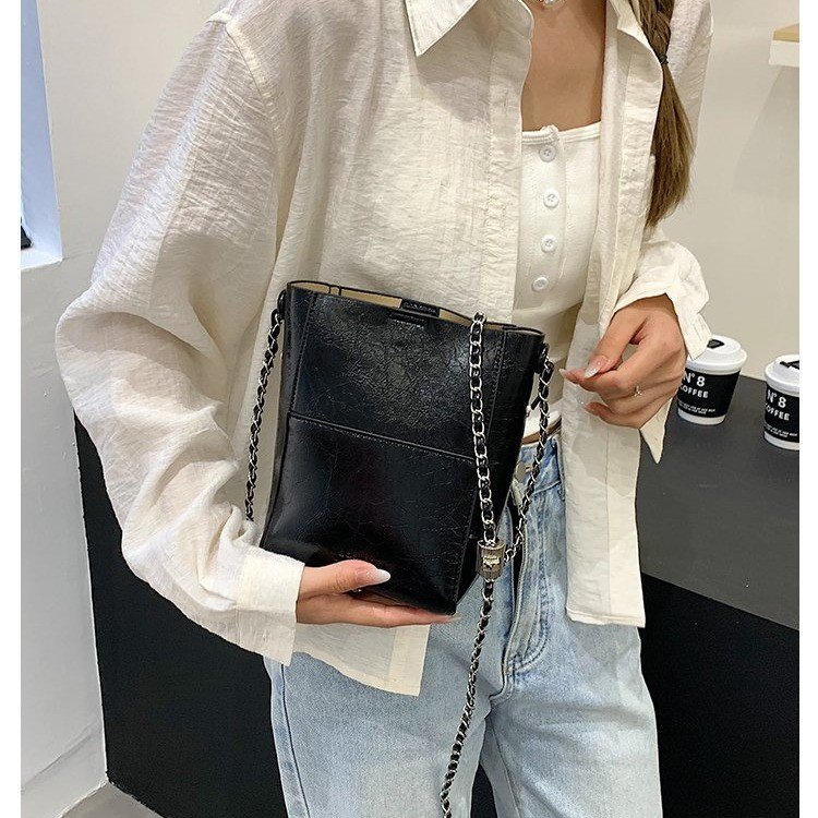 Cross-border light luxury high-end vegetable basket bag summer women's casual versatile crossbody bag niche simple shoulder bag for women
