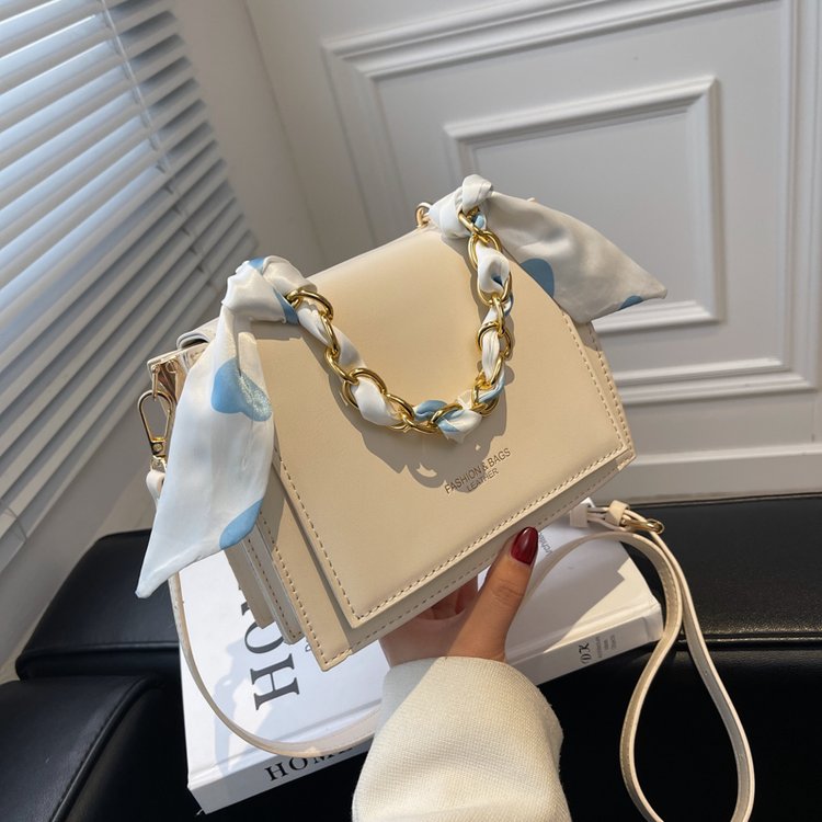 High-end small bag women's bag 2024 new versatile women's popular chain bag niche Korean shoulder crossbody bag