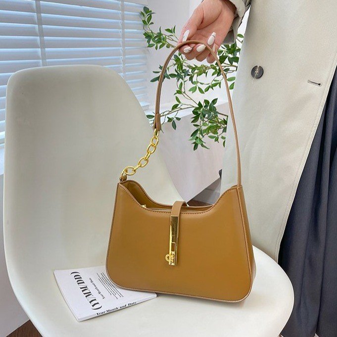 Niche design high-end armpit bag for women 2024 Korean version spring new shoulder bag fashion versatile cross-body bag